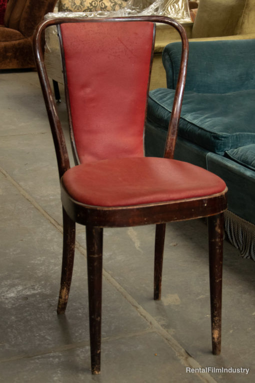 Sedia vintage in legno con seduta imbottita rossa anni '40 lato