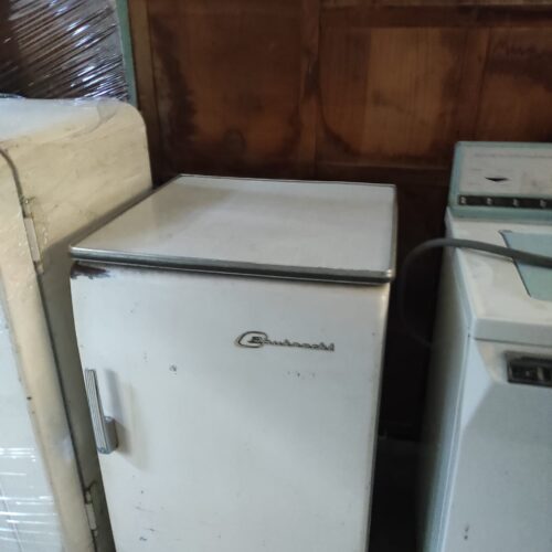 Elettrodomestico frigo Vintage