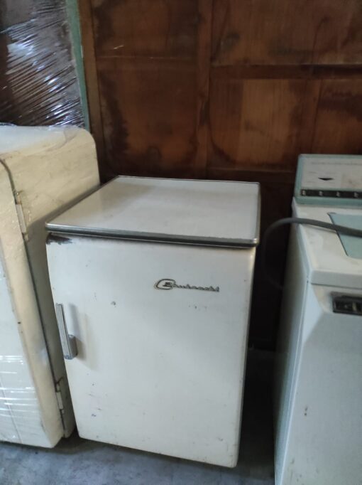 Elettrodomestico frigo Vintage